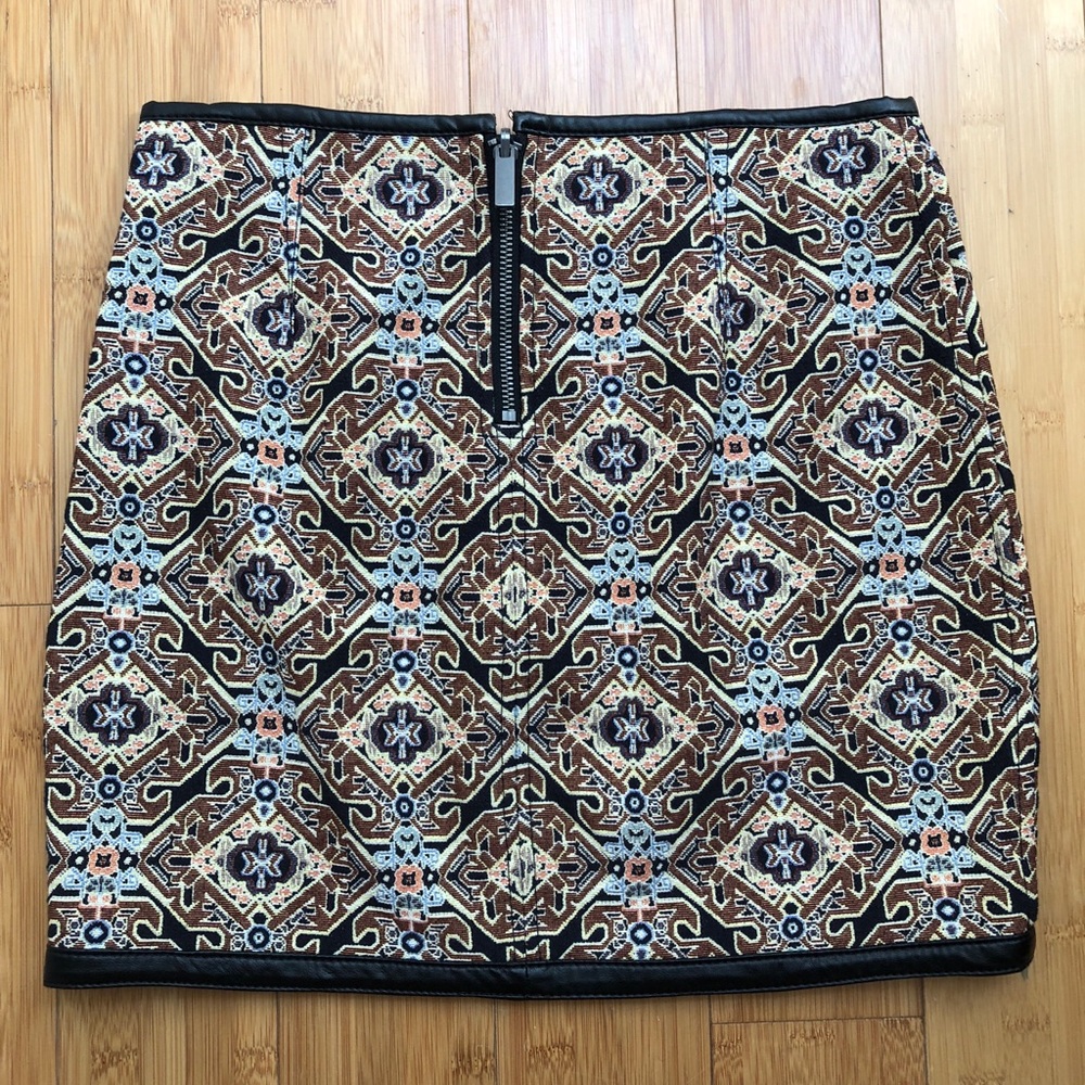 Mini Skirt - Picture 2 of 3
